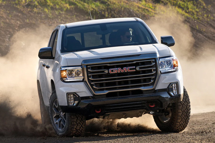 2023 GMC Canyon Off-Roading