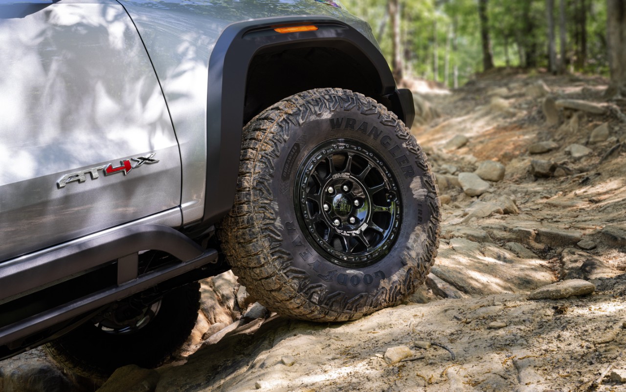 2024 GMC Canyon AT4X AEV Edition Exterior