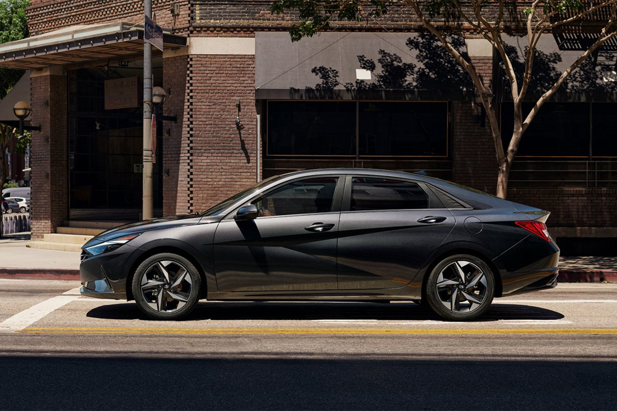 2021 Hyundai Elantra Exterior