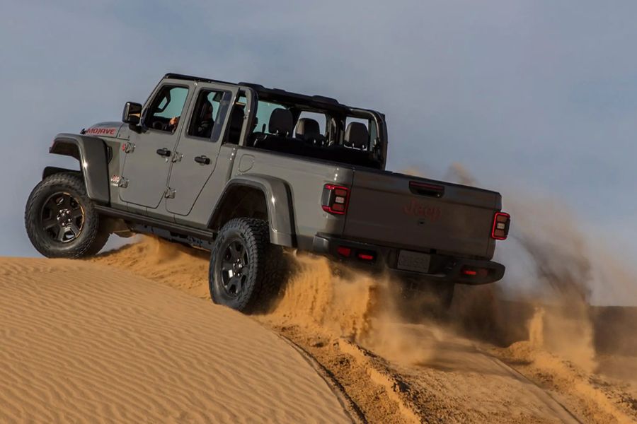 2023 Jeep Gladiator Sand Hill Climbing