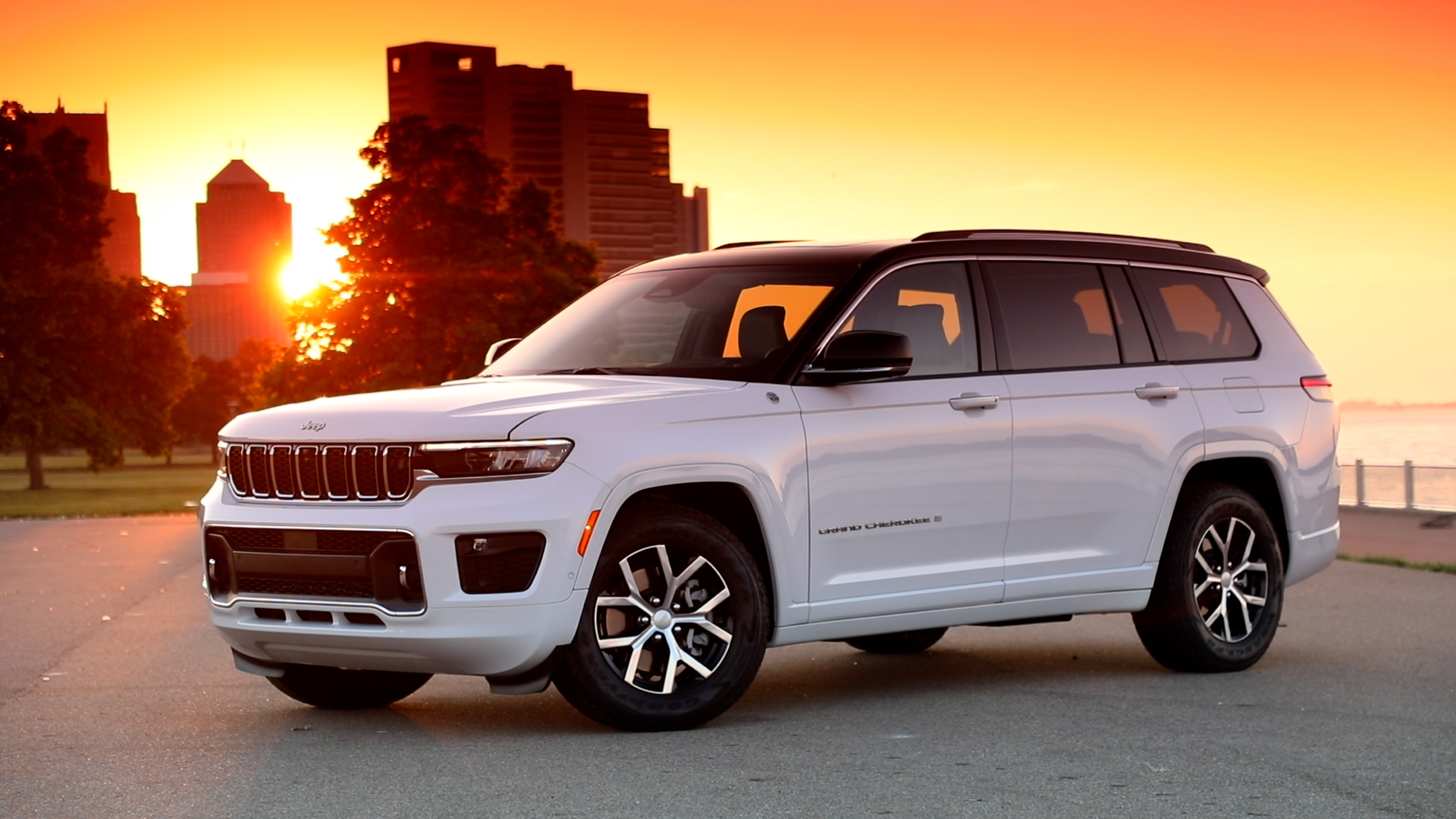 2023 Jeep Grand Cherokee L Exterior