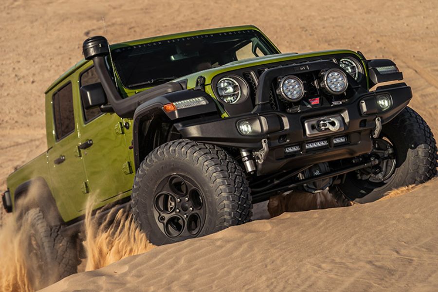 lifted jeep gladiator