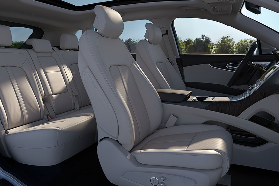 2020 Lincoln Nautilus Interior