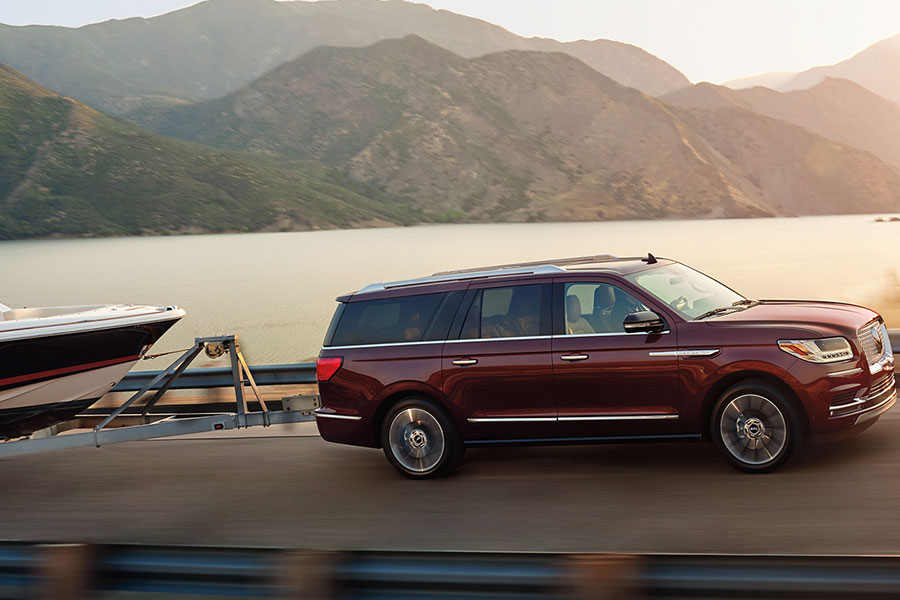 2020 Lincoln Navigator Towing