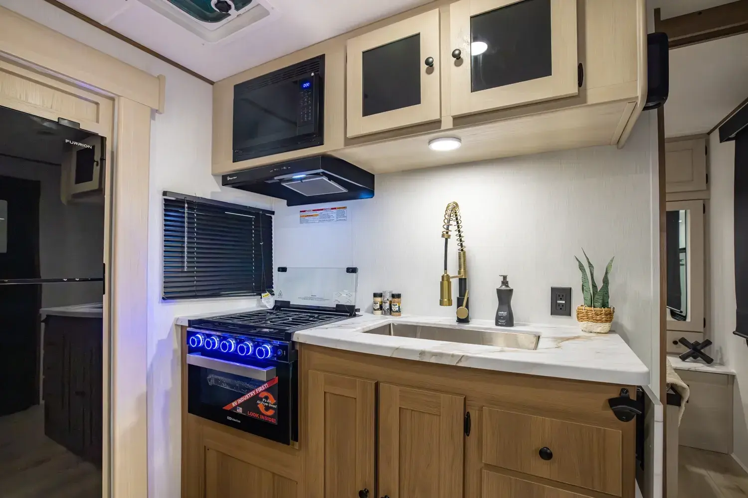 Coachmen RV Apex Ultra Lite Kitchen