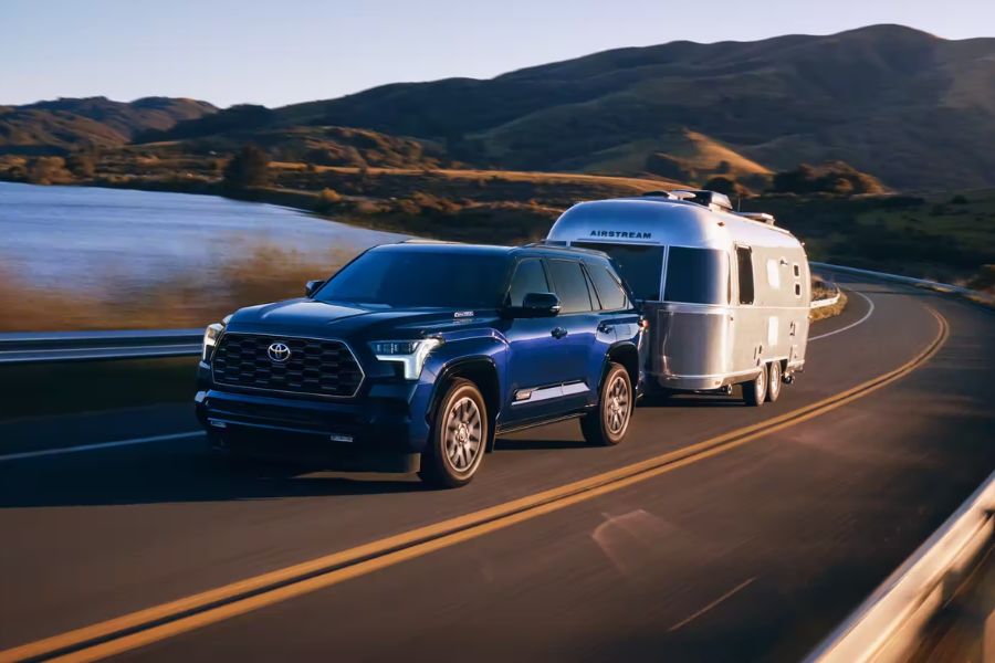 2023 toyota sequoia towing