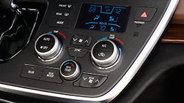 2017 Toyota Sienna Easy, Convenient Tech Controls