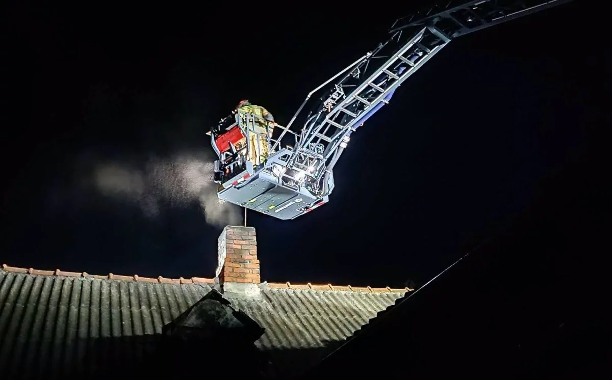 Po godzinie 23 strażacy ruszyli do pożaru