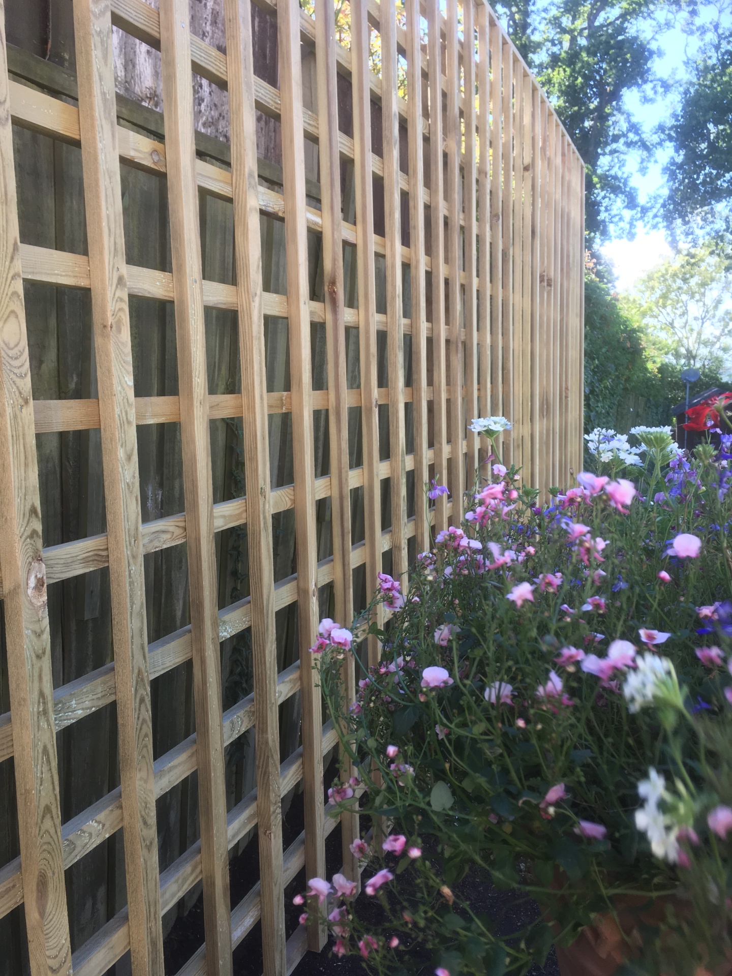 Wightscape Isle of Wight Fencing Fence Panels, Driveway Gates, Hazel