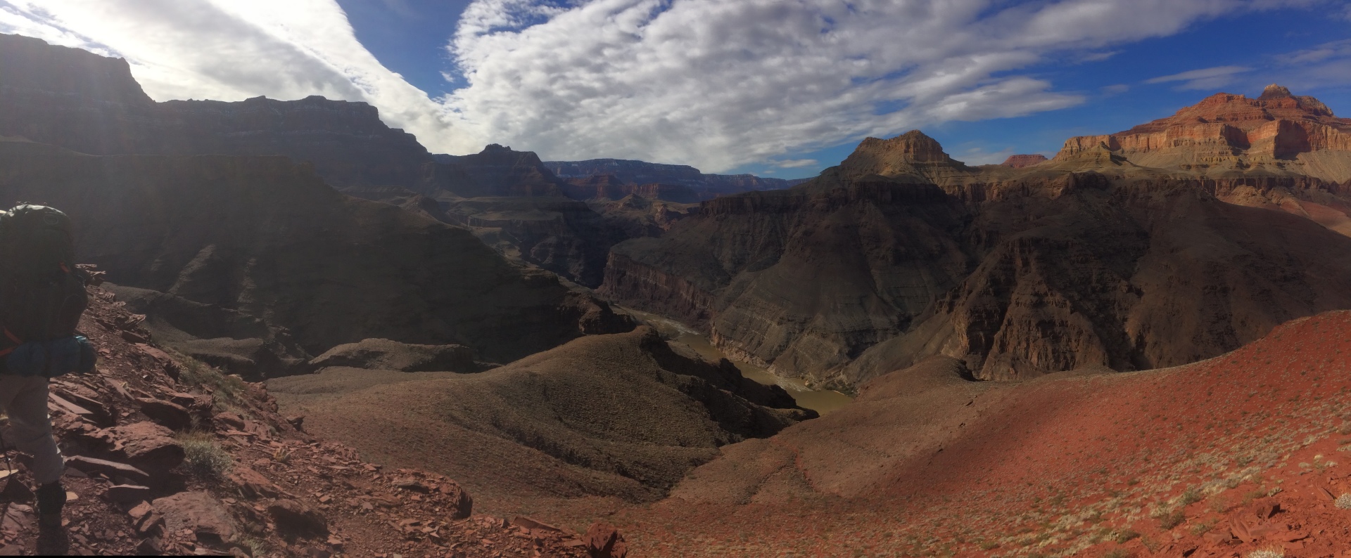 Grand Canyon South Entrance: Info + 6 Ways to Avoid Long Queues