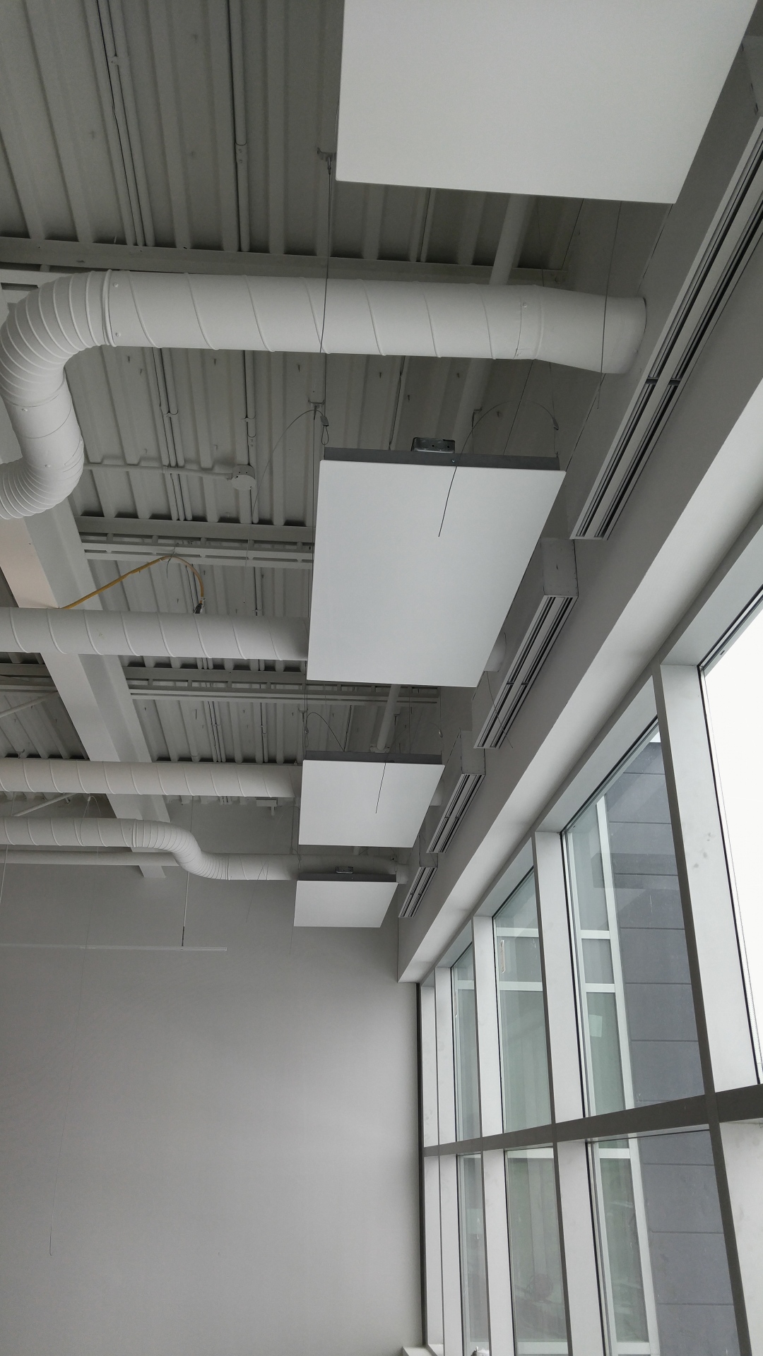 Perimeter-Heating-Panels