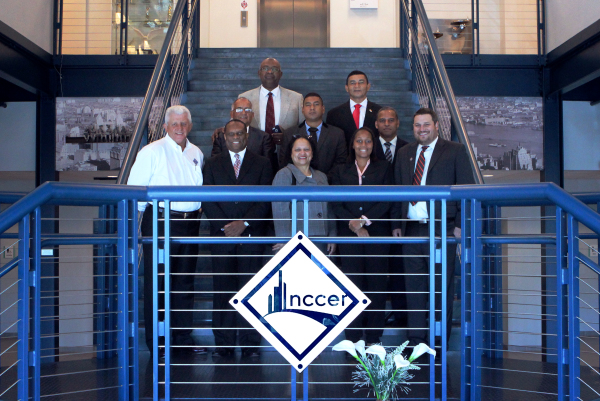 07/07 El presidente de NCCER le da la bienvenida a los ejecutivos de INPICRECE cuando visitan la sede mundial de NCCER.