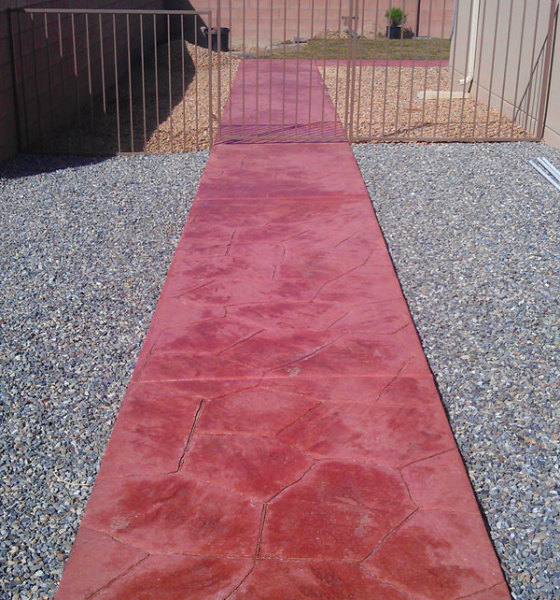 Walkways with stone and gravel