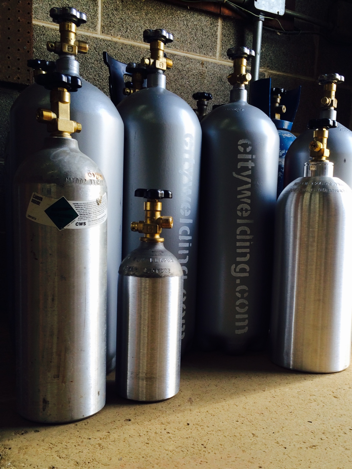 Balloon Helium in Chicago City Welding