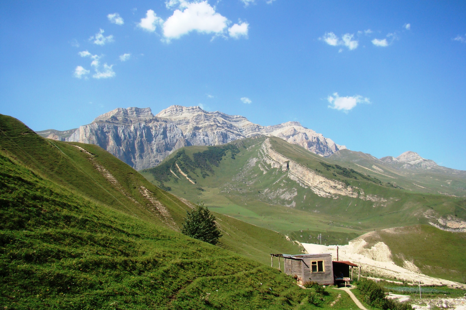 Travel, Tourism, Tour, Tourist, Culture, History, Heritage, Cultural Tour, UNESCO World Heritage, Quba Tour, Azerbaijan,Baku, Quba, Qusar, Rixos Quba, Red Town, Krasnaya Sloboda, Mountain Jews, Hilaki Synagogue, Jewish Settlement, Yevreiskaya Sloboda, Khinalug, Quba Carpet Factory,  Khinalug Tour, Khinalug Village, Chuchur hammam, Quba Chuchur Hammam, Quba Afurja Waterfall, Sakina-Khanum Mosque, Quba Juma Mosque, Xinaliq village.