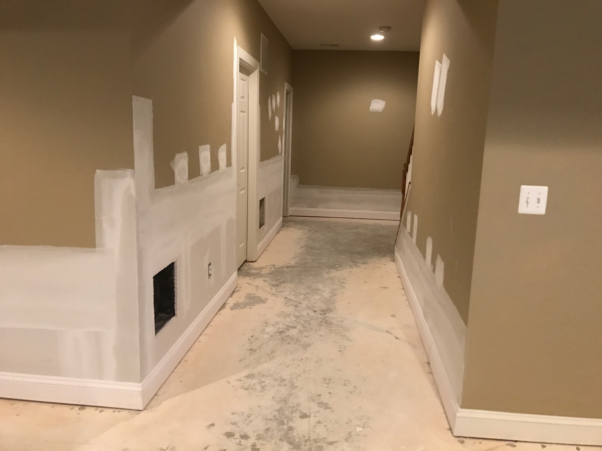 drywall repair and paint