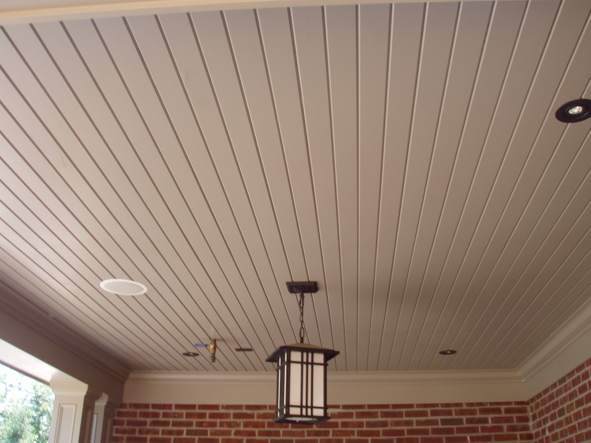 Cedar, T&G, paneled ceiling porch, ceiling, T&G ceiling, paneled ceiling,column, porch, exterior carpentry, exterior trim, royal exterior fine carpentry, toronto