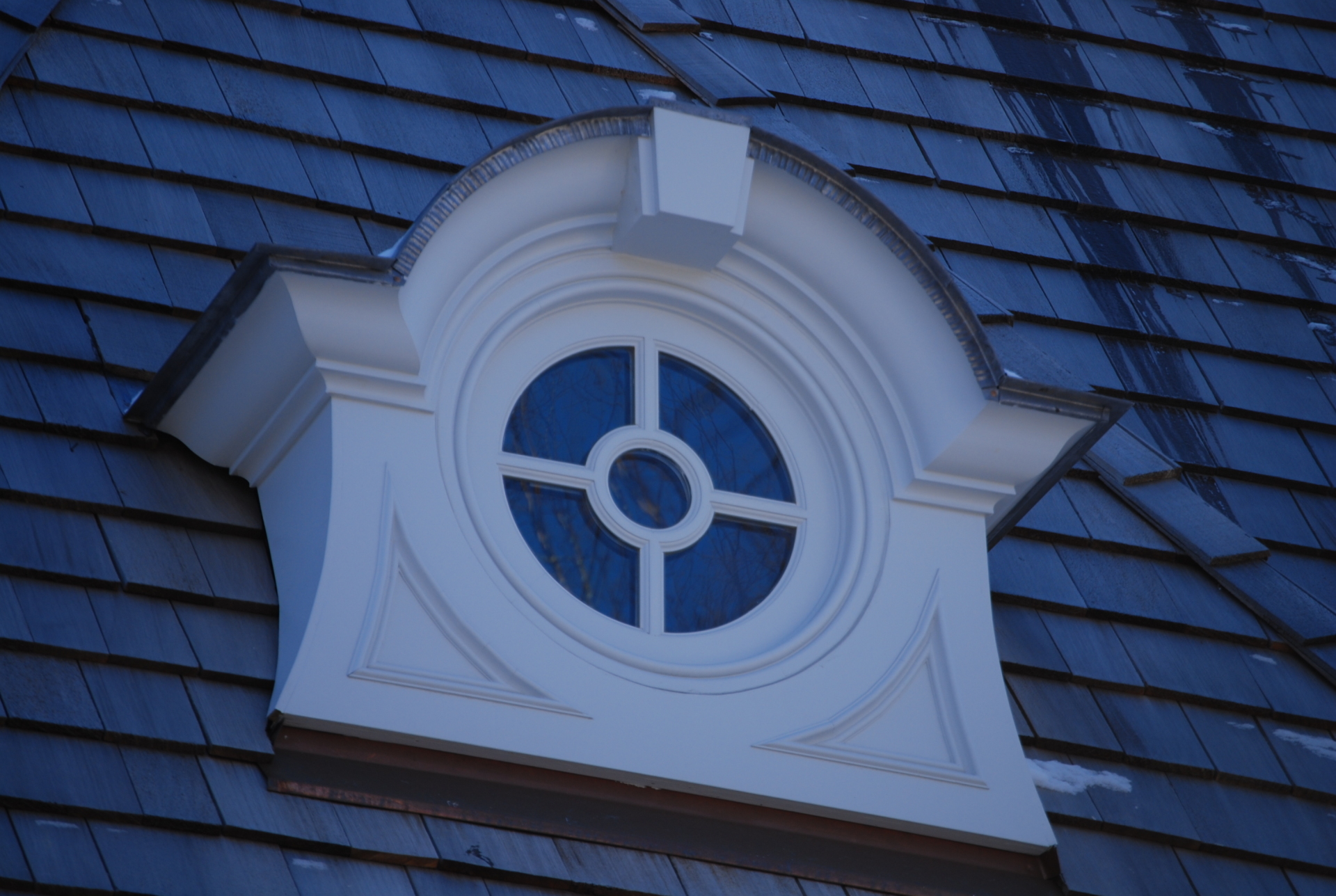 boxed out windows, bay window, dormers, window cladding, exterior trim, exterior carpentry, exterior wood work, toronto homes, window trim, roof dormers, cornice moulding