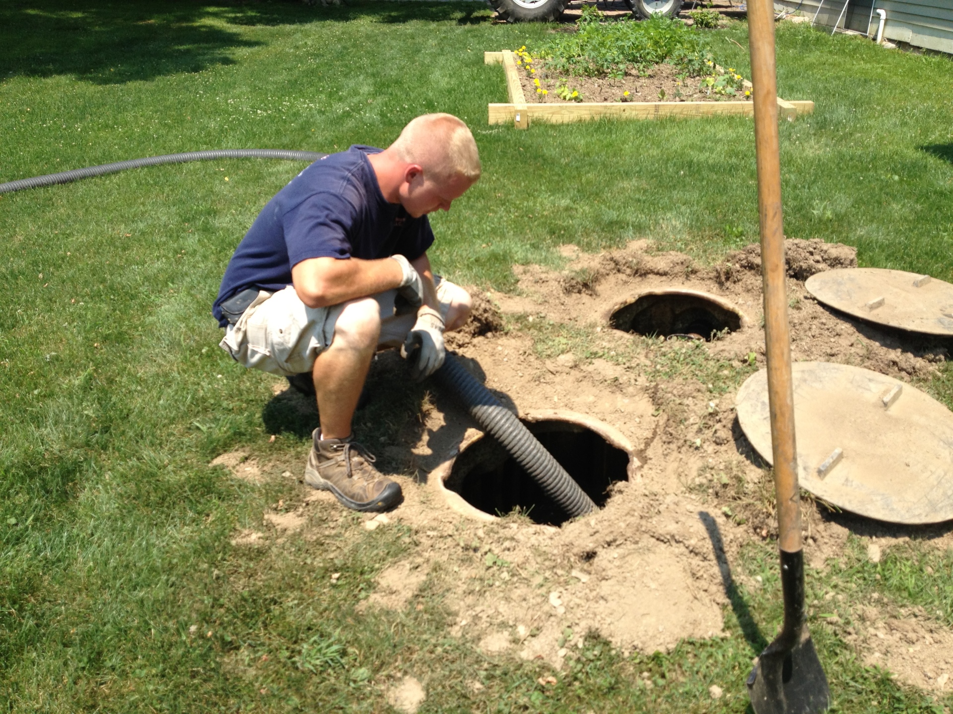 Averill Park Septic: Lee, pumping a septic tank.