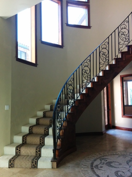 great room staircase before