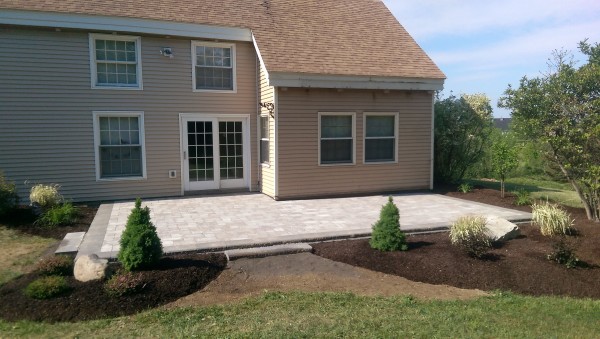 New Patio & Planter Beds