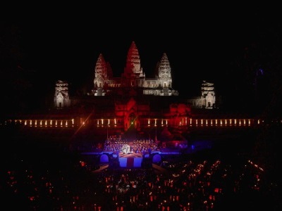 Jose Carreras at Angkor Watt