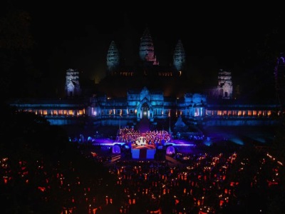 Jose Carreras at Angkor Watt