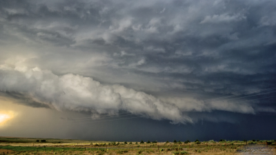 A shelf cloud sweeps across the Oklahoma panhandle on June 3, 2008.