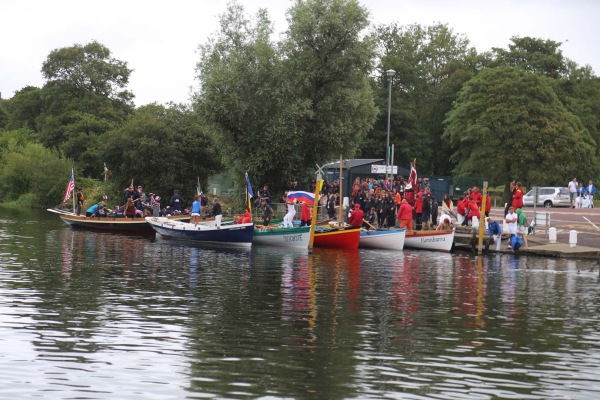 Moored gigs