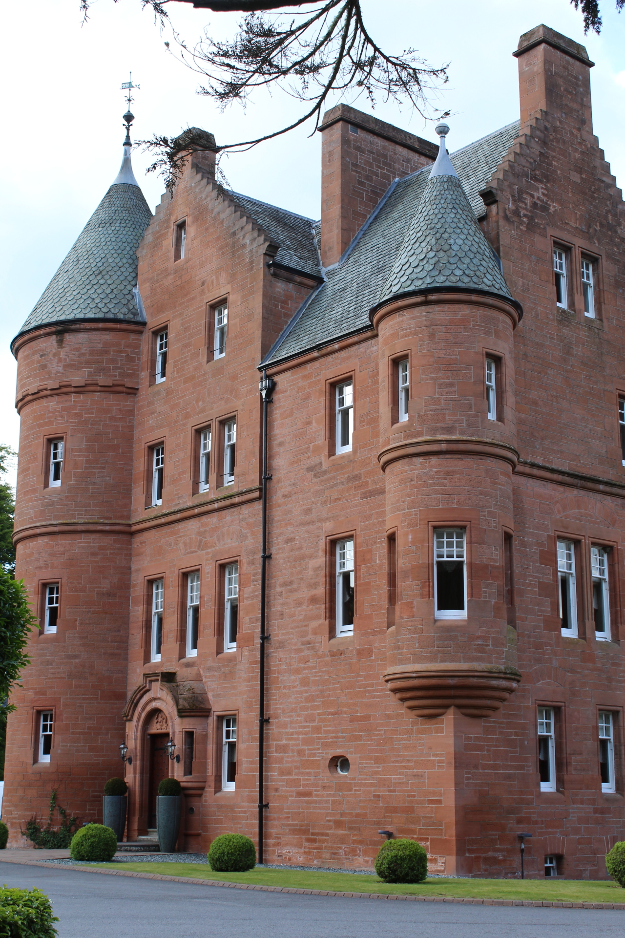 Fonab Castle