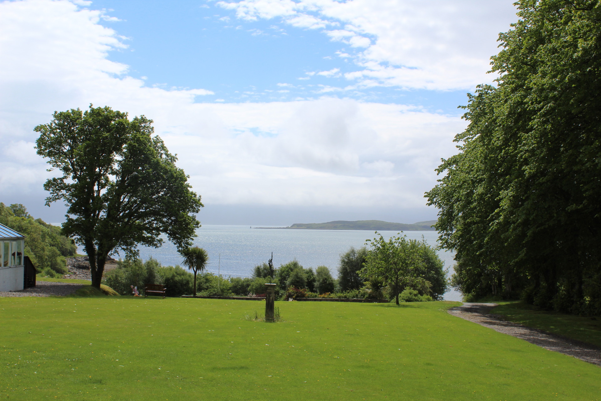 Kinloch Lodge Front Lawn