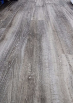 Vinyl, vinyl flooring, luxury vinyl planks, waterproof flooring, water resistant flooring, waterproof wood floors, pcp flooring, laminate, berry alloc