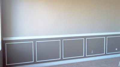wainscoting, chair rail, baseboards, mouldings, moldings