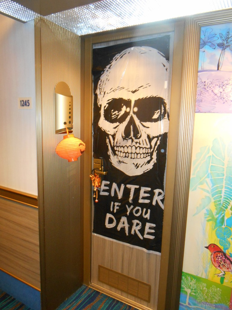 Ship door decoration