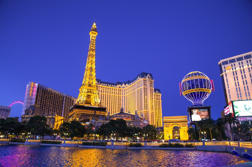 vegas-skyline-evening