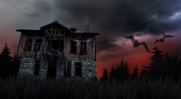 Bad weather and old haunted house shutterstock_738310480.jpg