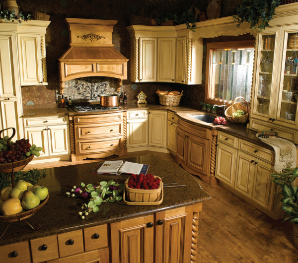 Bertch - Kitchen Cabinets | www.longbarninc.com