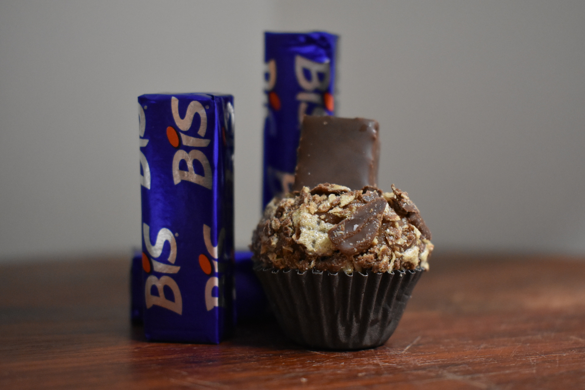 Bis