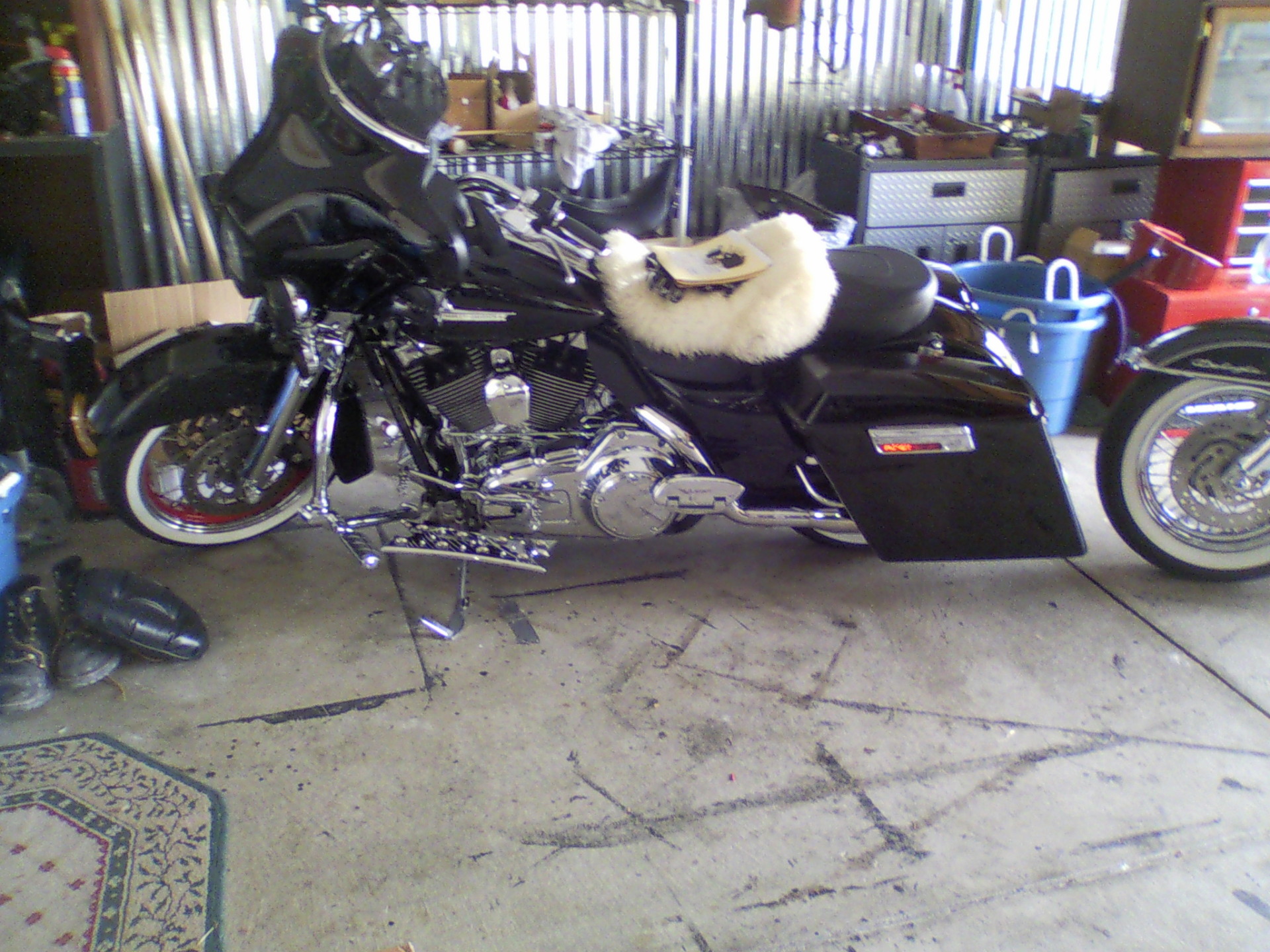 21 Inch custom wheel on a 2010 Streetglide