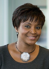 Lola Emetulu