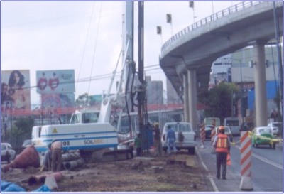 DISTRIBUIDOR VIAL 2º PISO PERIFÉRICO
Mayo 2004