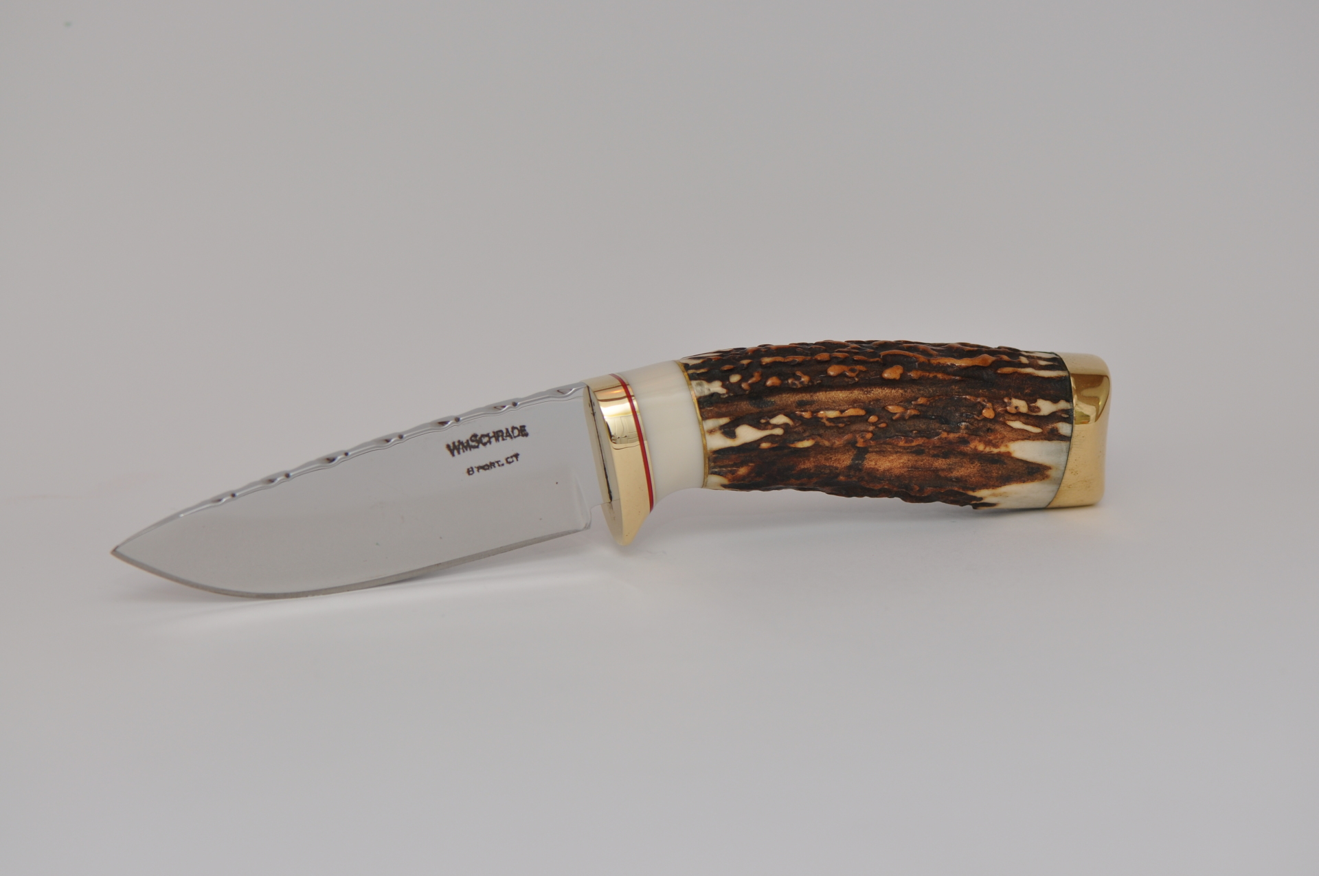 Custom knives with hand made custom stag handle 