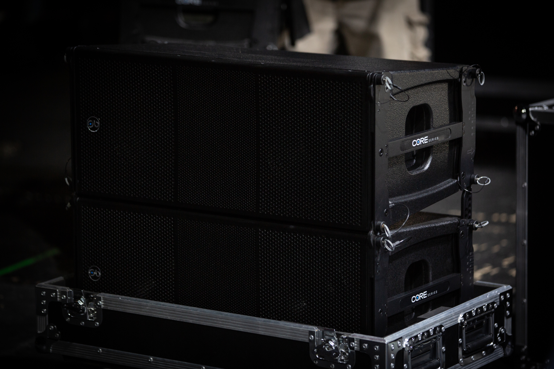 sound barrier line array