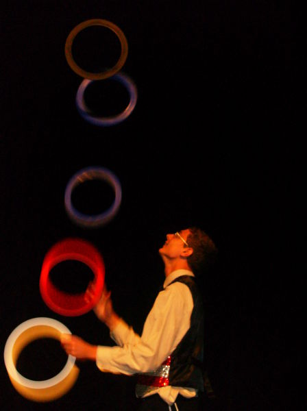 Juggling rings (5)