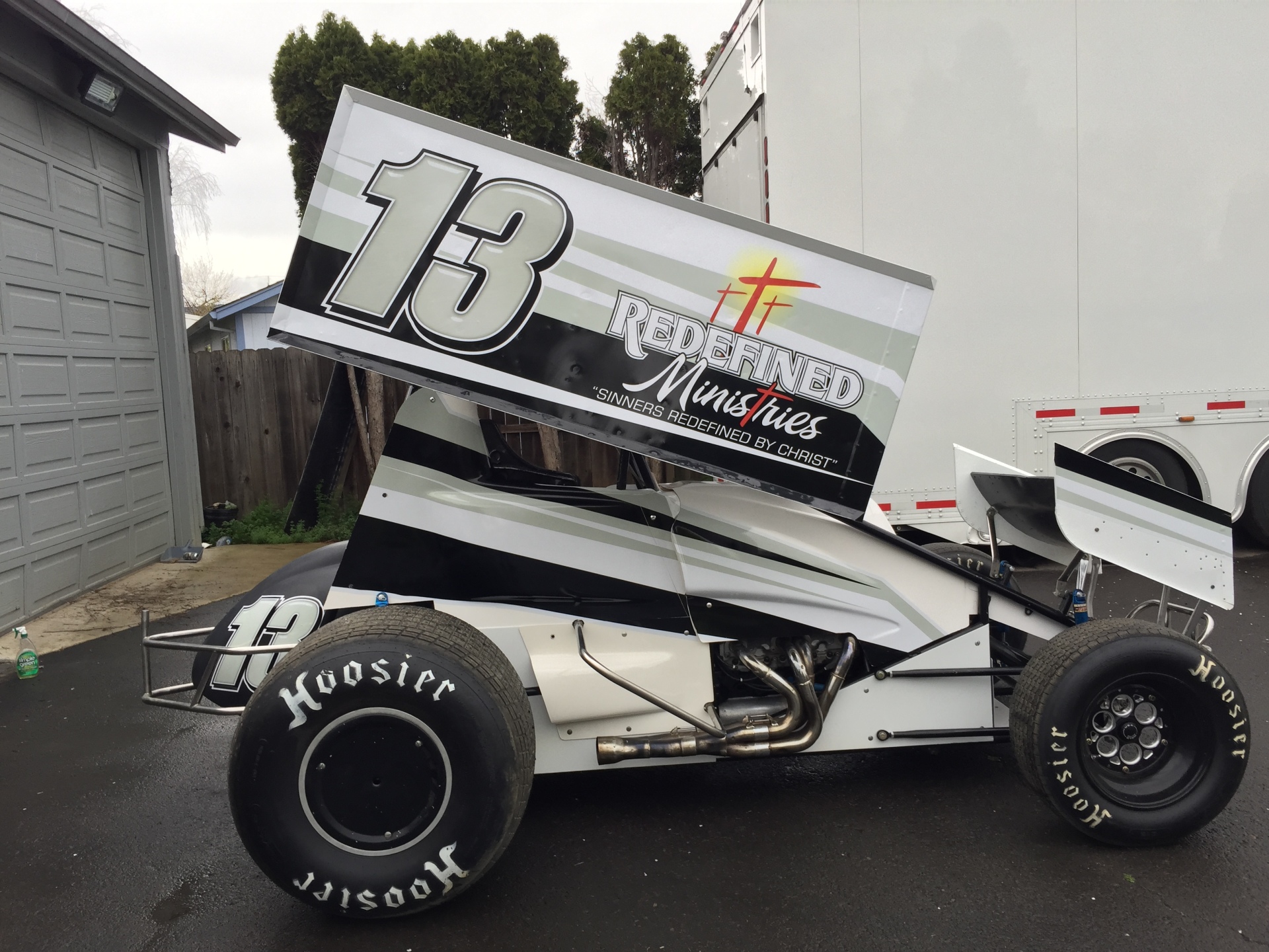 Partial wrap on Sprint Car