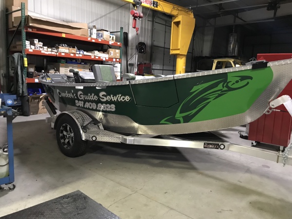 Sides wrapped Pavati drift boat