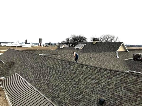 Luna Roofing | Roofing for Southeastern WI