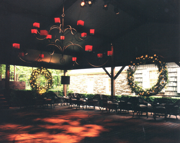 16' Chandelier & 8' Wreaths