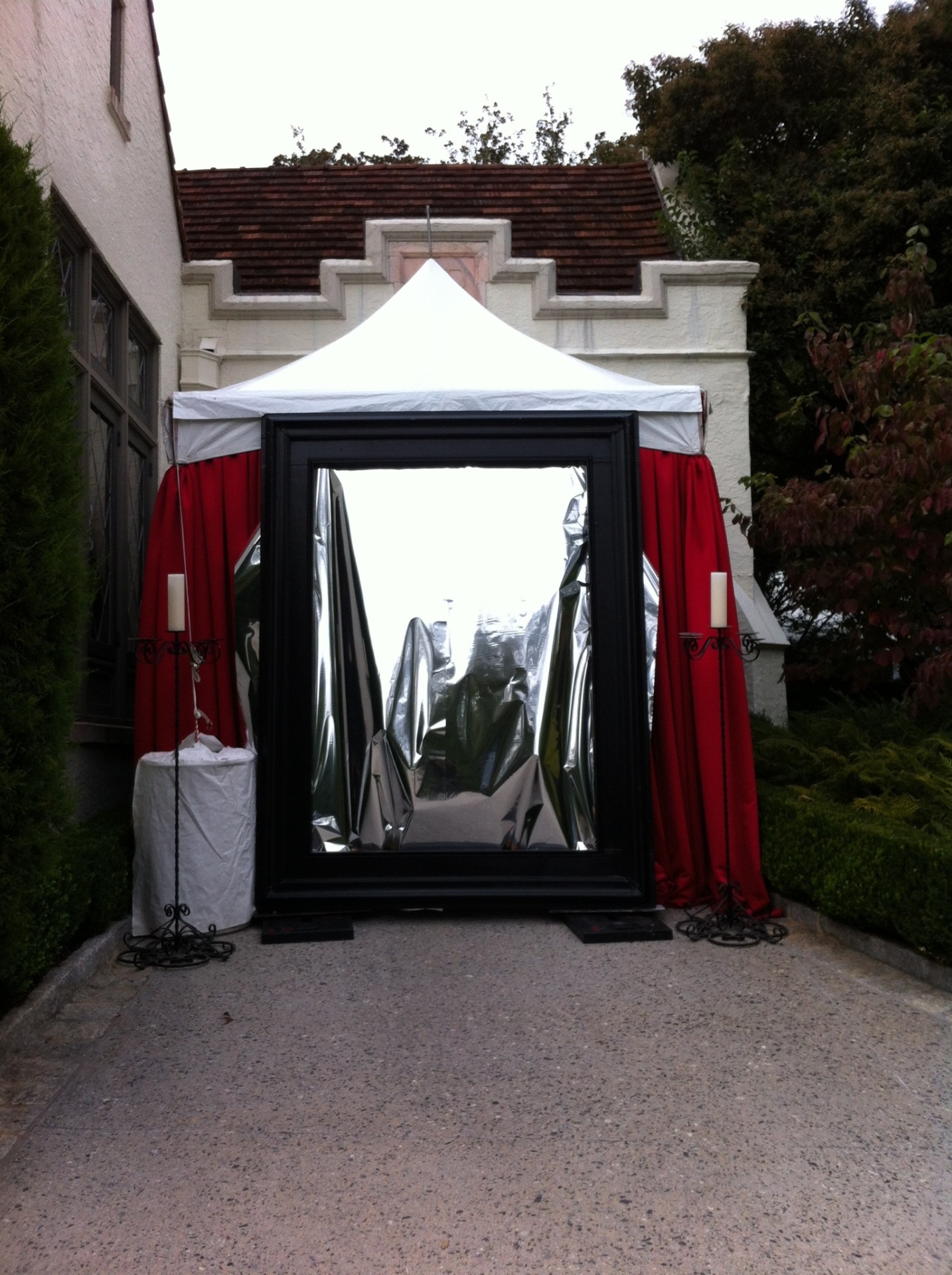 Mirror Frame Entrance