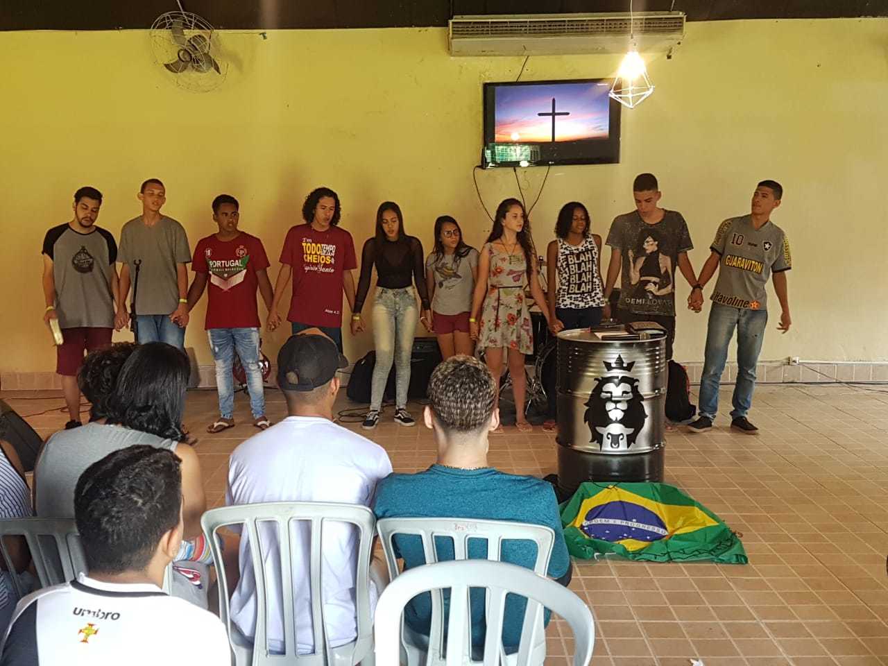 Jovens em miss&atilde;o